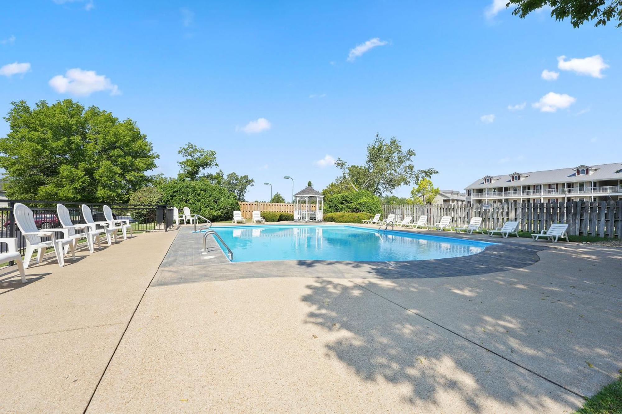 Cozy Top Floor 2Br Condo With View And Amenities!! Point Lookout Extérieur photo